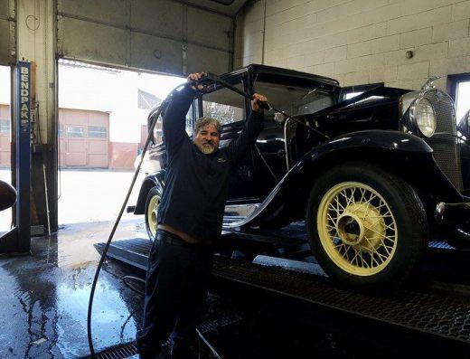 Minos Auto Center INC