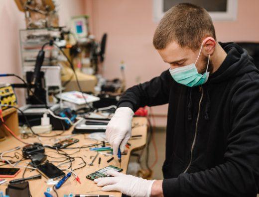 Intelligent Computer and Cellular Repair