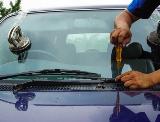 911 EMERGENCY AUTO GLASS