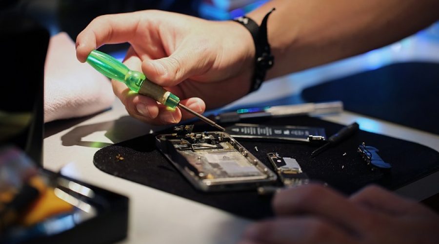 Which Is The Best Cell Phone Repair Kit?
